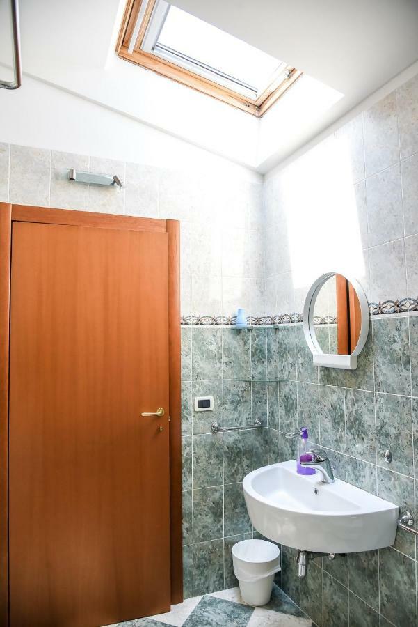 Attic Aries Apartment Montesilvano Marina Exterior foto