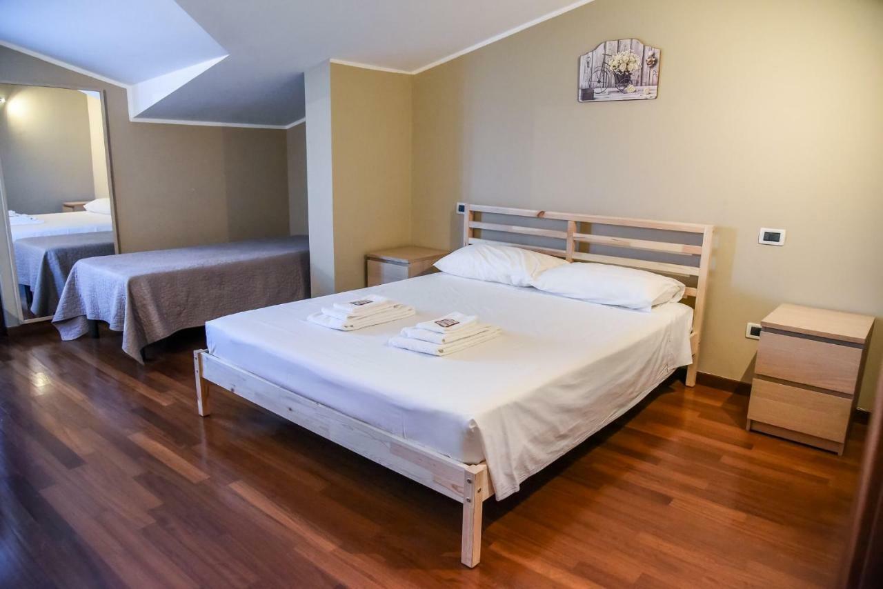 Attic Aries Apartment Montesilvano Marina Exterior foto