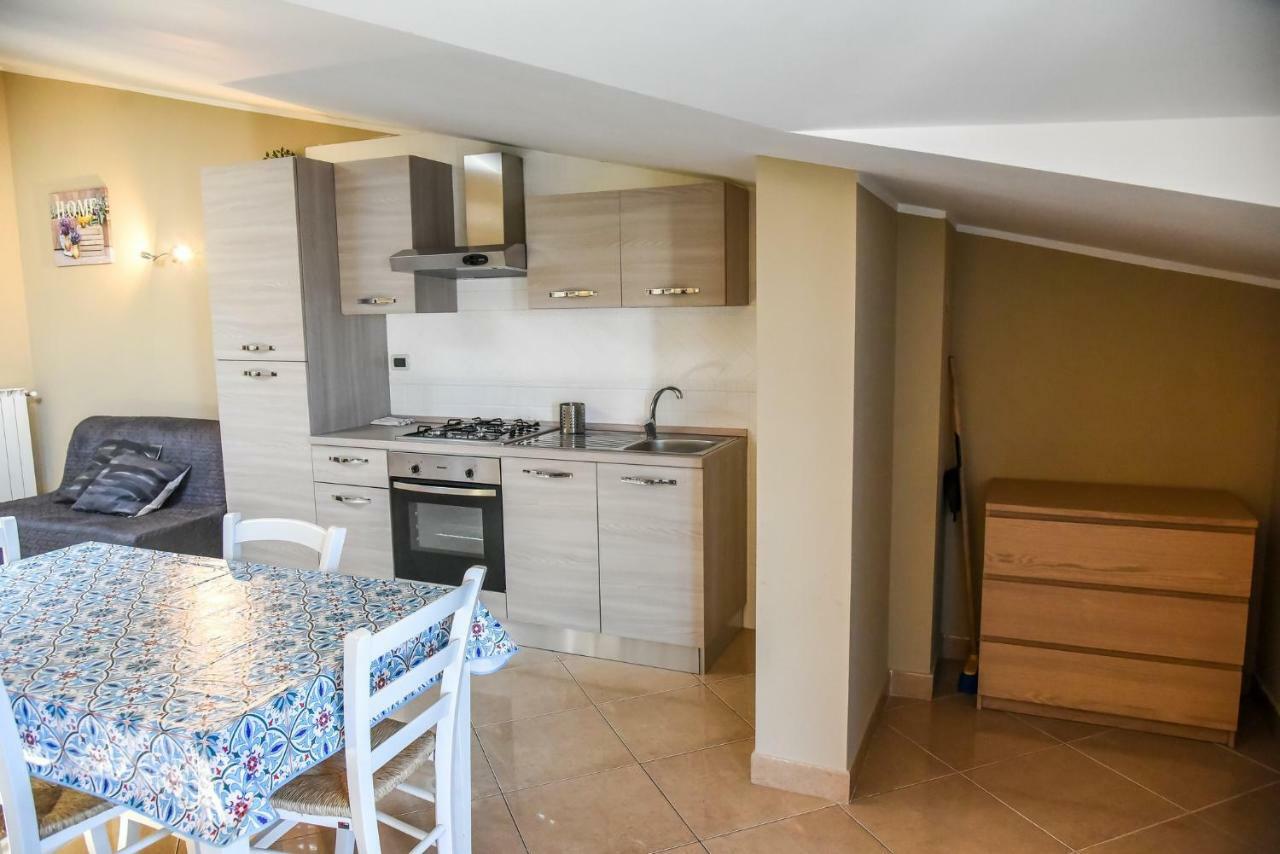 Attic Aries Apartment Montesilvano Marina Exterior foto